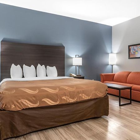 Quality Inn & Suites Demopolis Ngoại thất bức ảnh