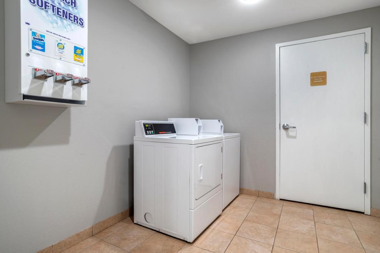 Quality Inn & Suites Demopolis Ngoại thất bức ảnh