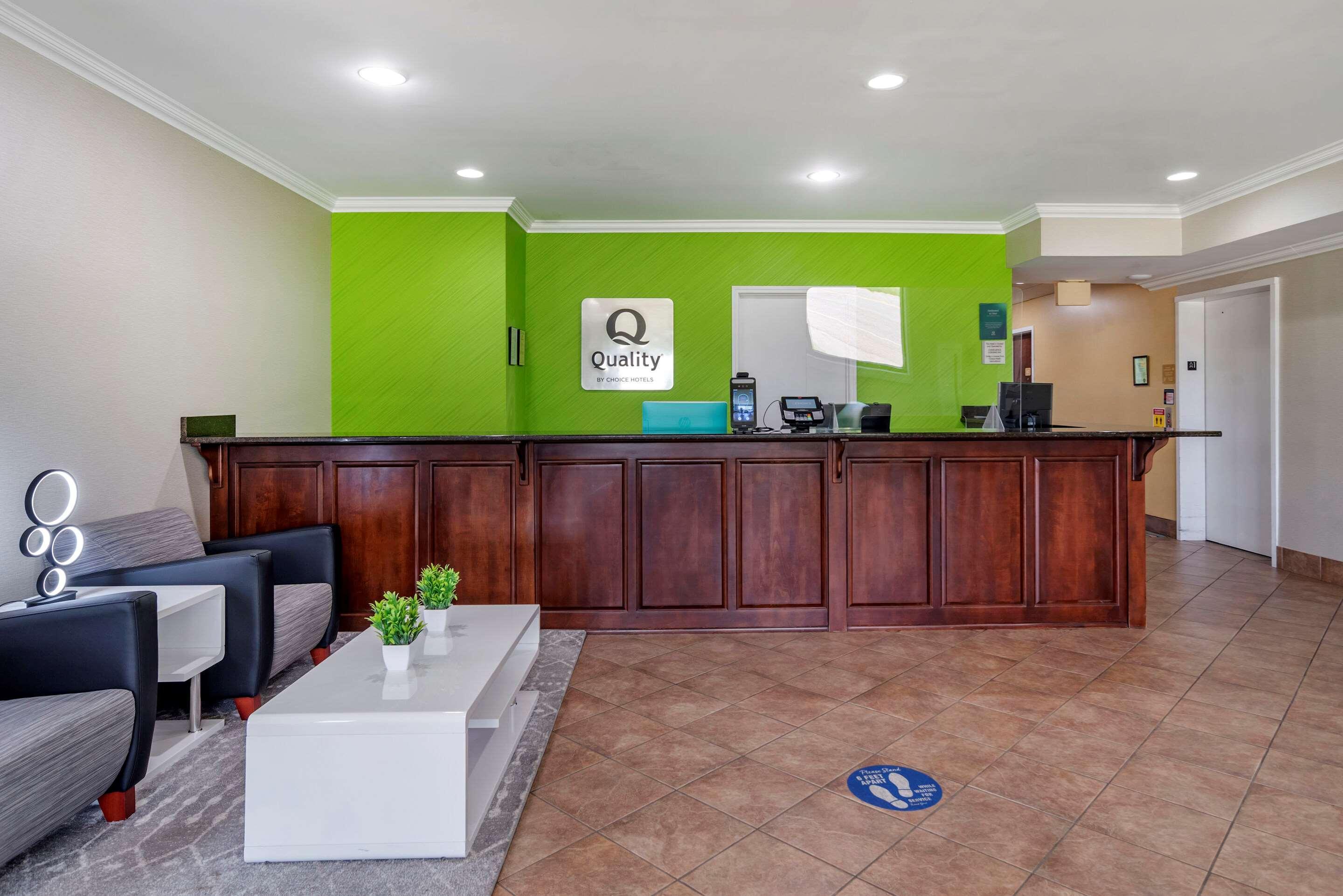 Quality Inn & Suites Demopolis Ngoại thất bức ảnh