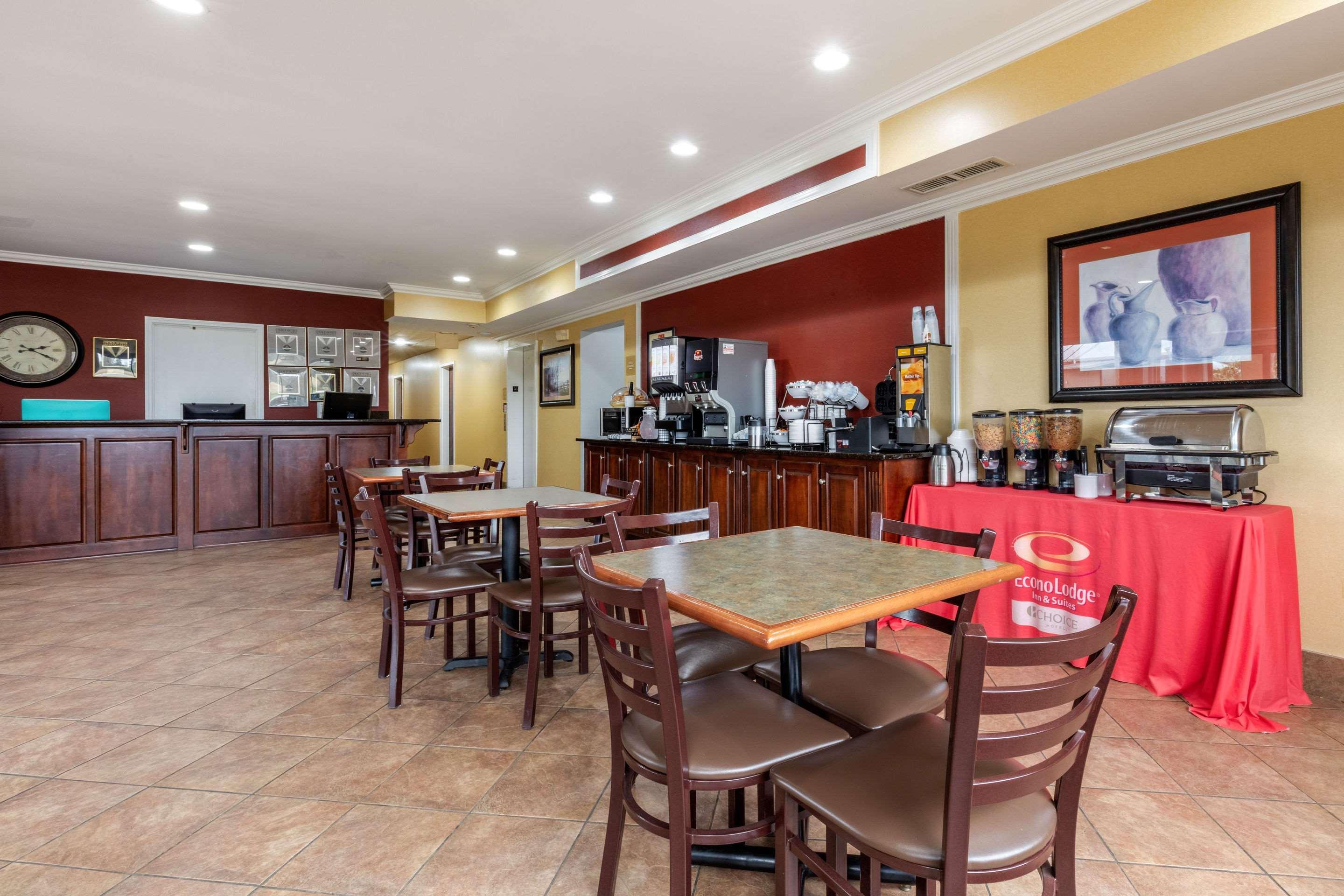 Quality Inn & Suites Demopolis Ngoại thất bức ảnh