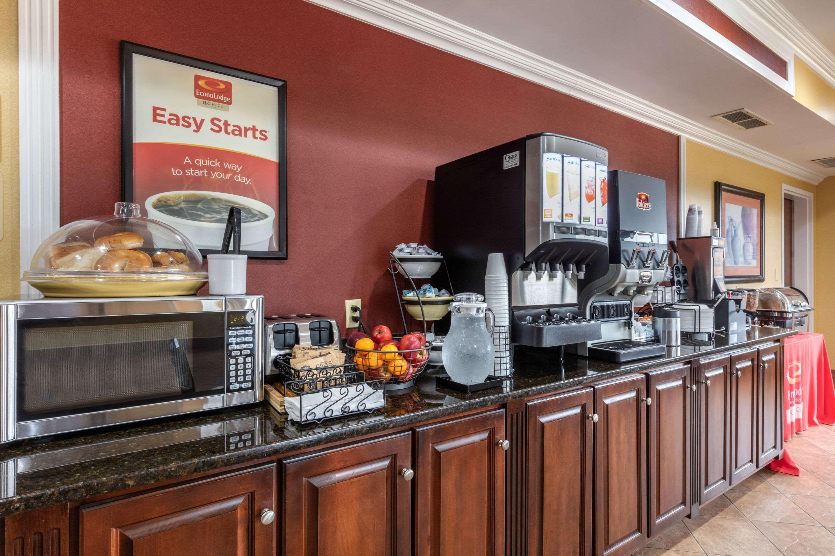 Quality Inn & Suites Demopolis Ngoại thất bức ảnh